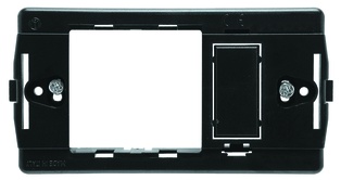 SUPPORTO FAEG  A 1 MODULO CON PRESA SCHUKO DECENTRATA TIPO BTICINO MAGIC 
