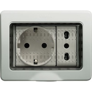 PLACCA BTICINO  STAGNA  3 MODULI SERIE BTICINO MATIX IP55