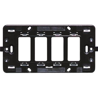 MAGIC SUPPORTO A 4 POSTI BTICINO